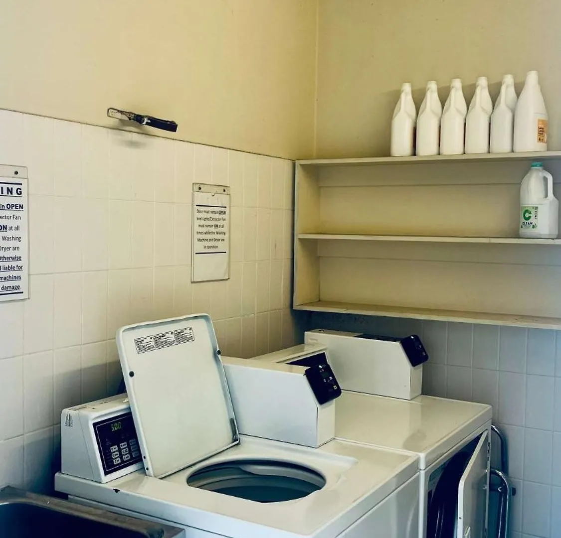 The Hidden Gem - Adelaide Cbd Hotel Inn